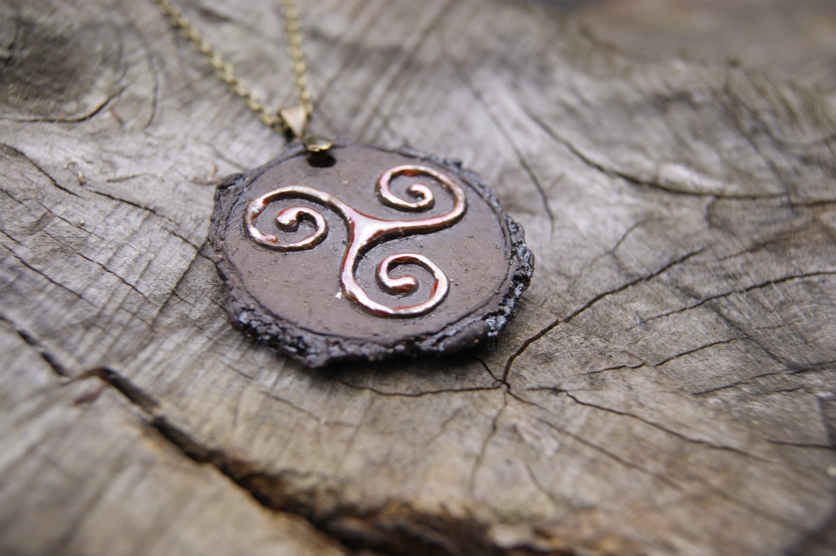 WISIOR TRISKELION